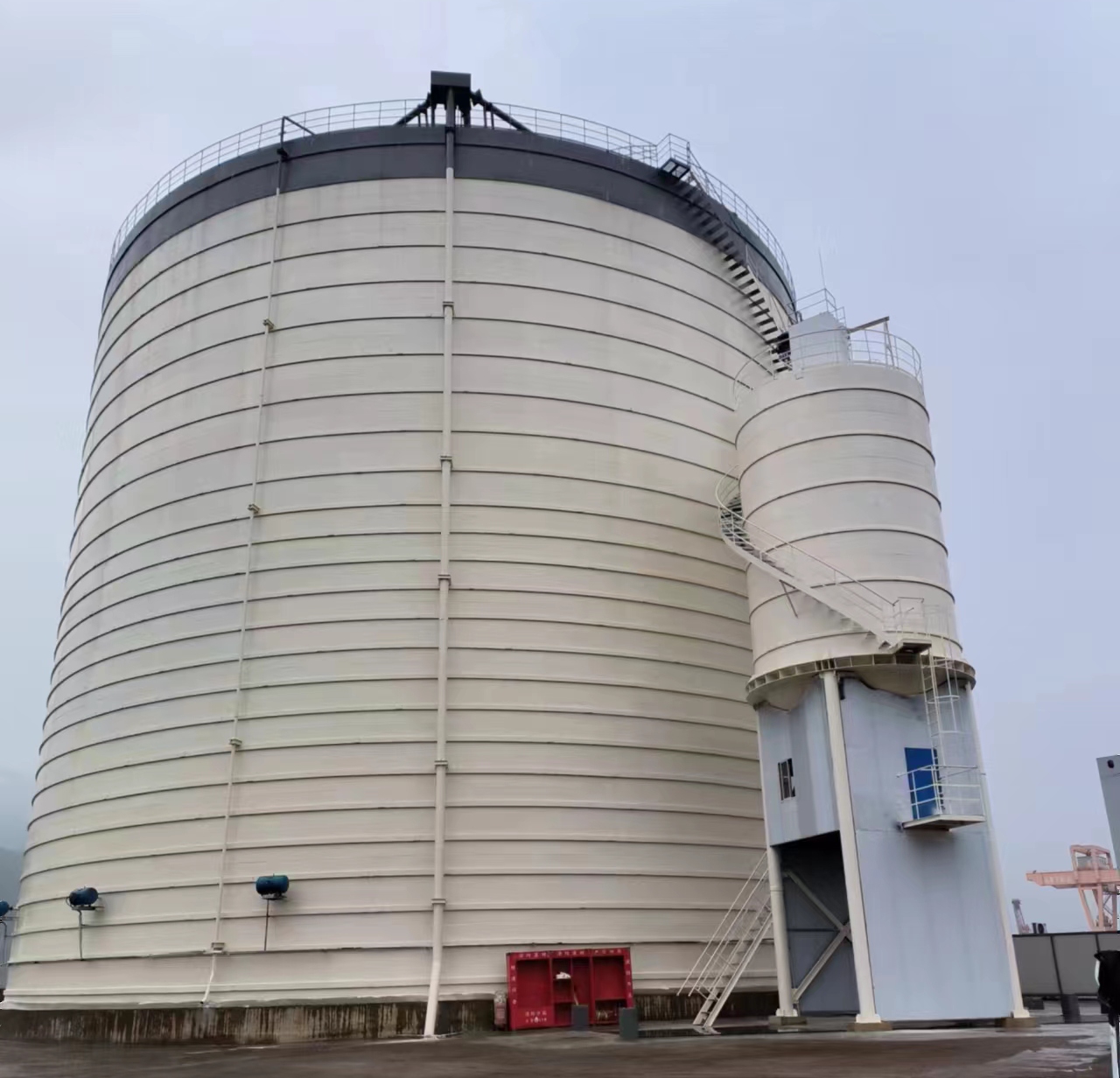 五通桥10万吨水泥钢板库